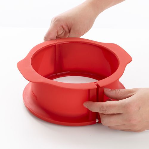 Форма разъемная силиконовая с керамическим блюдом 23 см LEKUE 