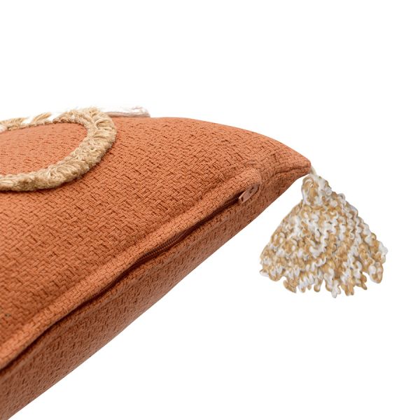 Подушка декоративная терракотового цвета с аппликацией geometry из коллекции ethnic 30х45 см Tkano