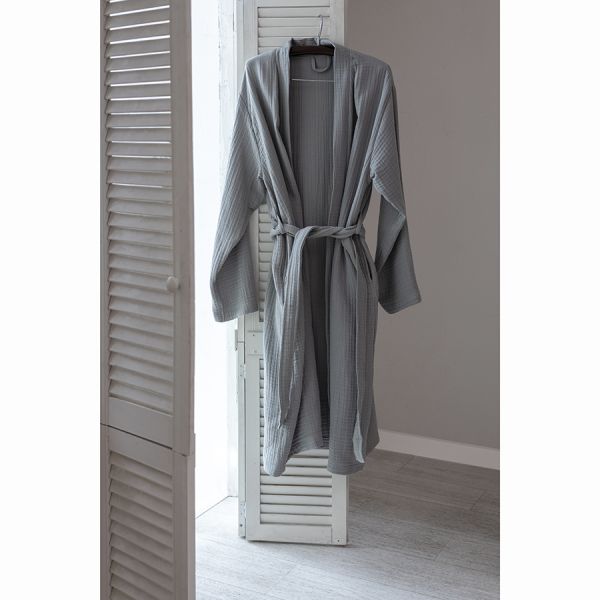 Халат из многослойного муслина серого цвета из коллекции essential, размер s Tkano