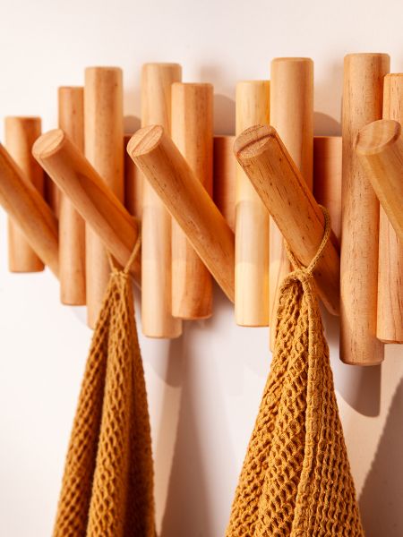 Полотенце для рук из умягченной вафли цвета охры из коллекции essential, 50x90 см Tkano