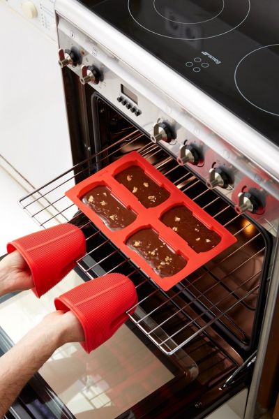 Форма для кекса силиконовая 24 см Lekue красная 