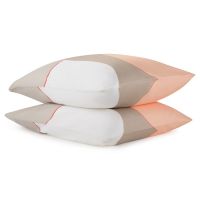 Набор из двух наволочек из сатина  бежевого цвета с авторским принтом из коллекции freak fruit