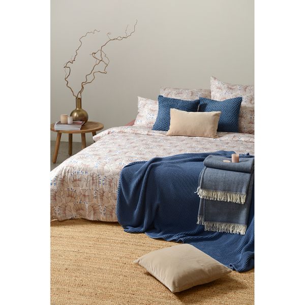 Подушка декоративная стеганая из хлопкового бархата темно-синего цвета из коллекции essential, 45х45 Tkano