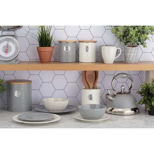 Чайник со свистком Living серый TYPHOON