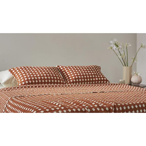 Покрывало из хлопка polka dots карамельного цвета из коллекции essential, 180х250 см Tkano