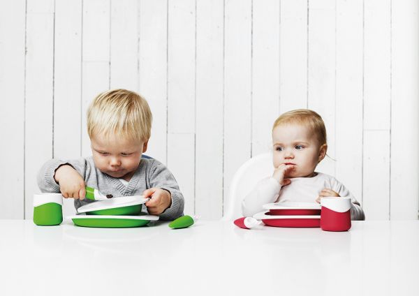 Набор столовых приборов детский зелёный