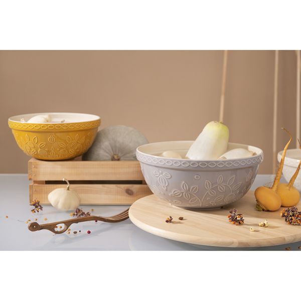 Миска серого цвета с рельефным узором Ягоды Тайги из коллекции russian north 2.8 л Tkano