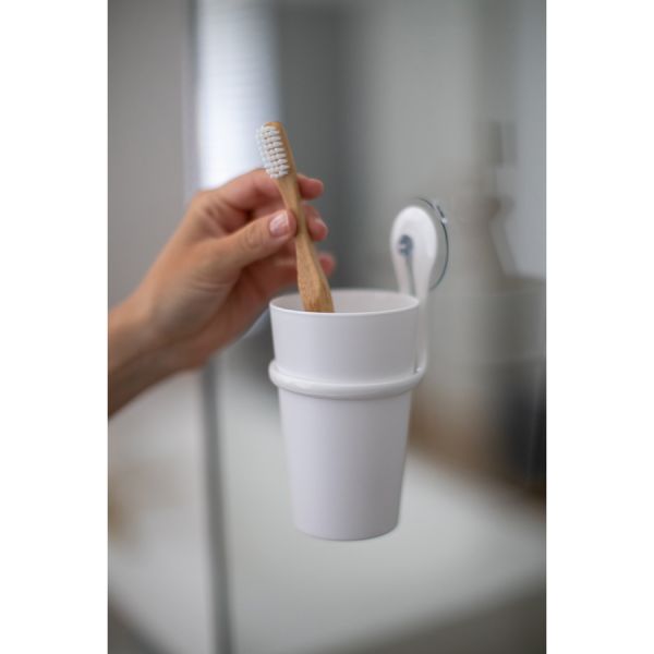 Стакан для зубных щеток на присоске loop organic молочный