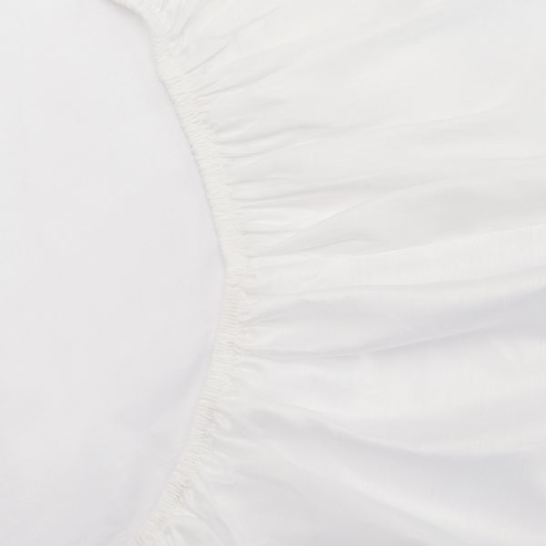 Простыня на резинке из сатина белого цвета из коллекции essential 180х200х30 см