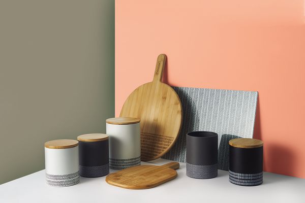 Емкость для хранения monochrome средняя белая  1 л