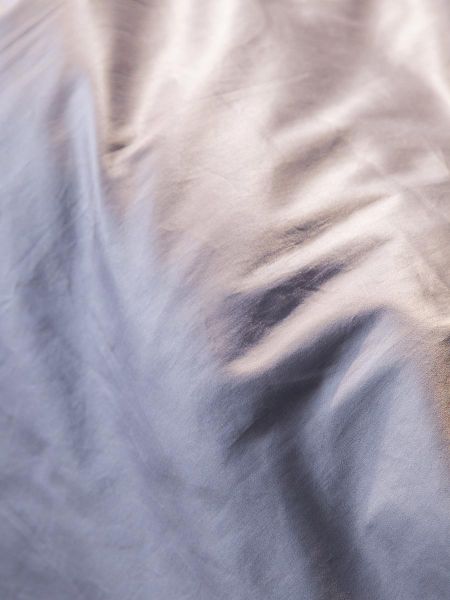 Комплект постельного белья из премиального сатина светло-серого цвета из коллекции essential, 200х220 см Tkano