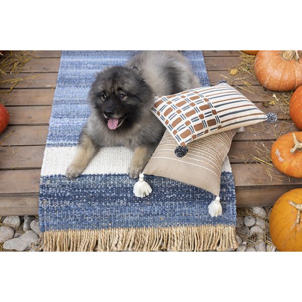 Подушка декоративная базовая flowers серо-бежевого цвета из коллекции ethnic 30х45 см Tkano