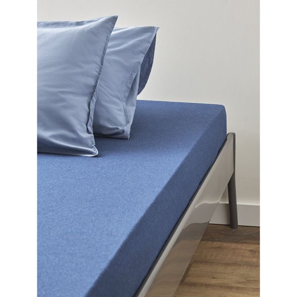 Простыня на резинке из хлопкового трикотажа темно-синего цвета из коллекции essential Tkano