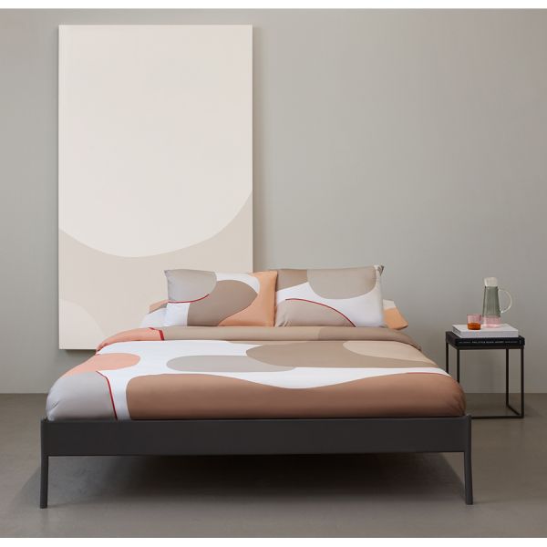 Комплект постельного белья из сатина бежевого цвета с авторским принтом из коллекции freak fruit