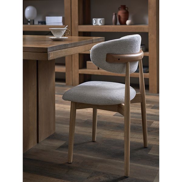 Стул stone, мягкий шенилл, кремовый Bergenson Bjorn