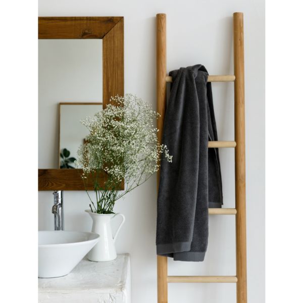 Полотенце банное темно-серого цвета