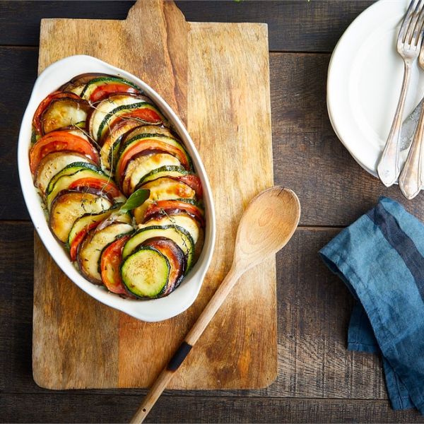 Форма овальная индивидуальная, цвет белый     (3)     119050