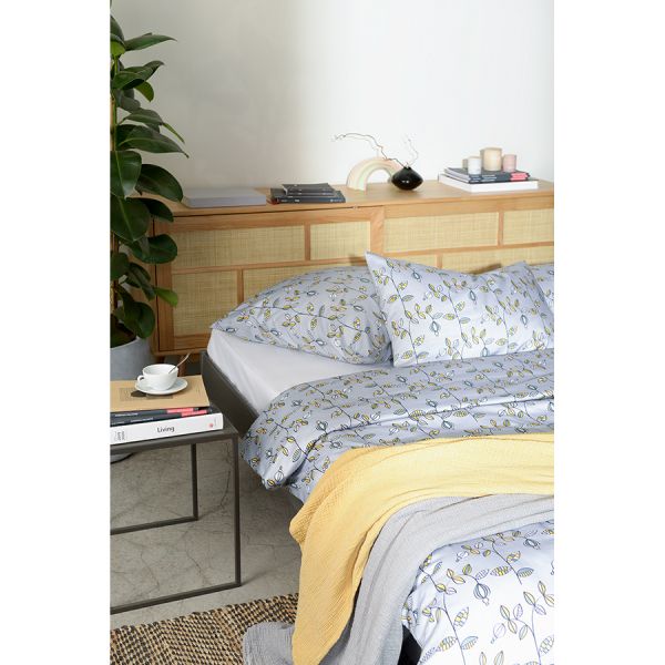 Комплект постельного белья из сатина с принтом 'Ягоды тайги' из коллекции russian north 150х200 см