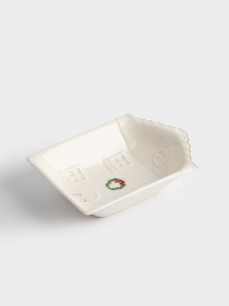 Пиала 15x12x4 см, фарфор, белая, Дом с венком, Townlet Anna Lafarg
