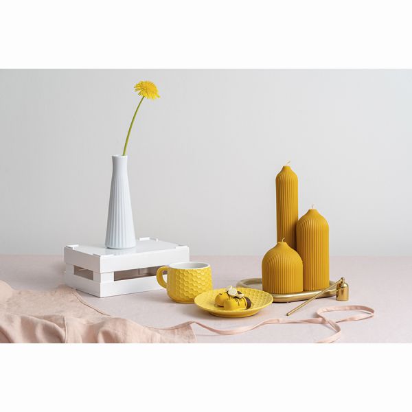 Свеча декоративная цвета карри из коллекции edge, 10,5см Tkano