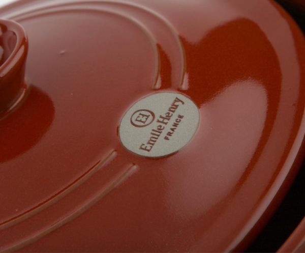 Кастрюля Emile Henry круглая 5.3 л цвет гранат