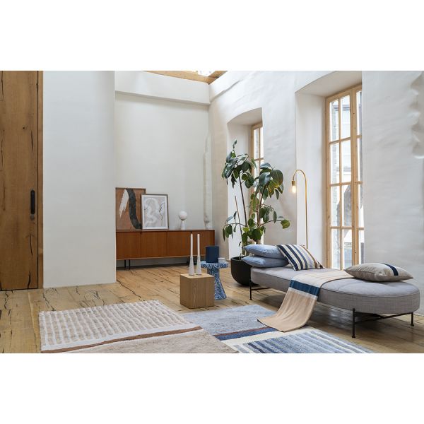 Чехол на подушку с рисунком tulip garden бежевого цвета из коллекции terra, 45х45 см