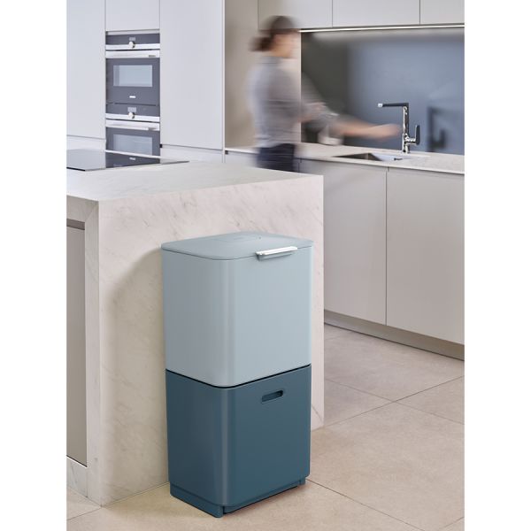 Контейнер для мусора с двумя баками Totem Max Sky 60 л Joseph Joseph