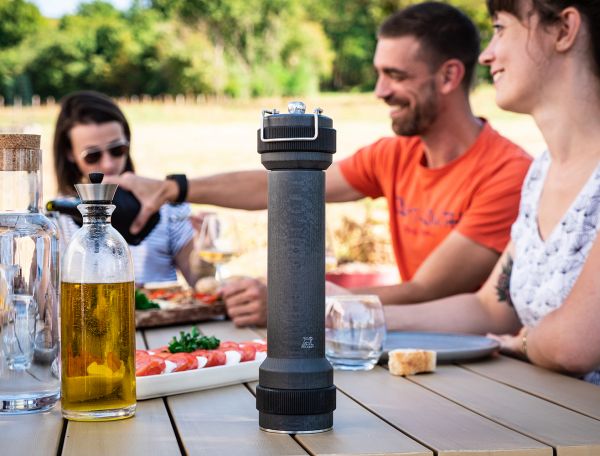 Мельница для перца с подсветкой деревянная 30 см, графит, BBQ, 41526, PEUGEOT,