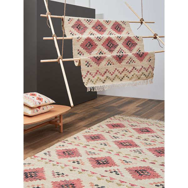 Ковер из шерсти по мотивам башкирских орнаментов из коллекции cultural heritage, 120х180 см Tkano