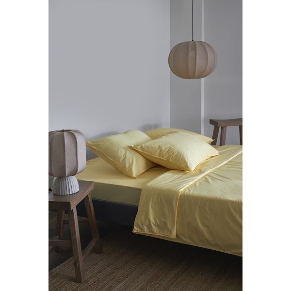 Простыня на резинке из стираного перкаля светло-желтого цвета из коллекции essential, 160х200х30 см Tkano