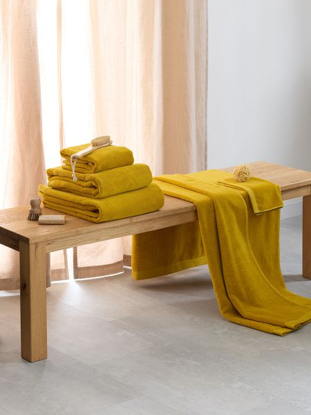 Полотенце для рук цвета охры из коллекции essential, 50х90 см Tkano