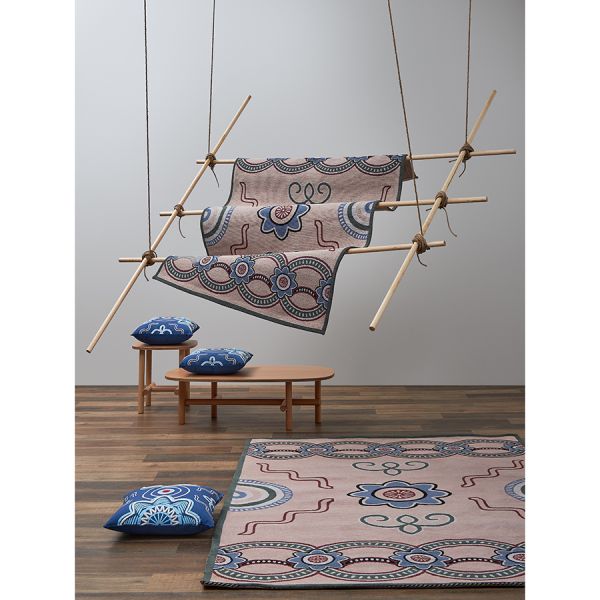 Подушка декоративная по мотивам эвенских орнаментов из коллекции cultural heritage, 45х45 см Tkano