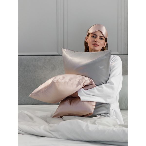 Наволочка из натурального шелка цвета пыльной розы из коллекции essential, 50х70 см Tkano