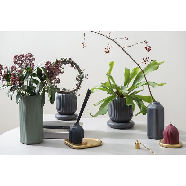 Свеча декоративная бордового цвета из коллекции edge 10,5см