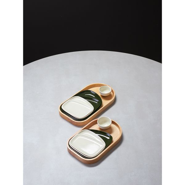 Набор из 5-ти сервировочных тарелок на деревянном подносе sorrento Liberty Jones