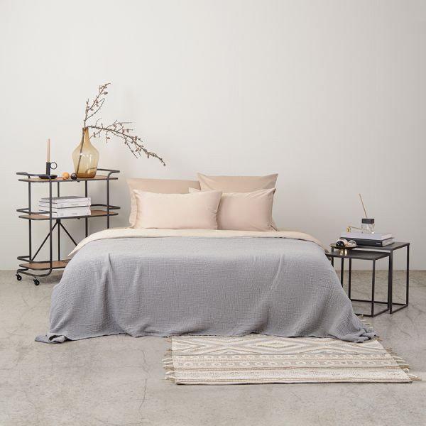 Набор из двух наволочек из сатина бежевого цвета из коллекции essential