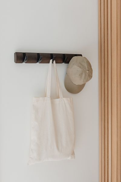 Вешалка Flip настенная горизонтальная 5 крючков орех