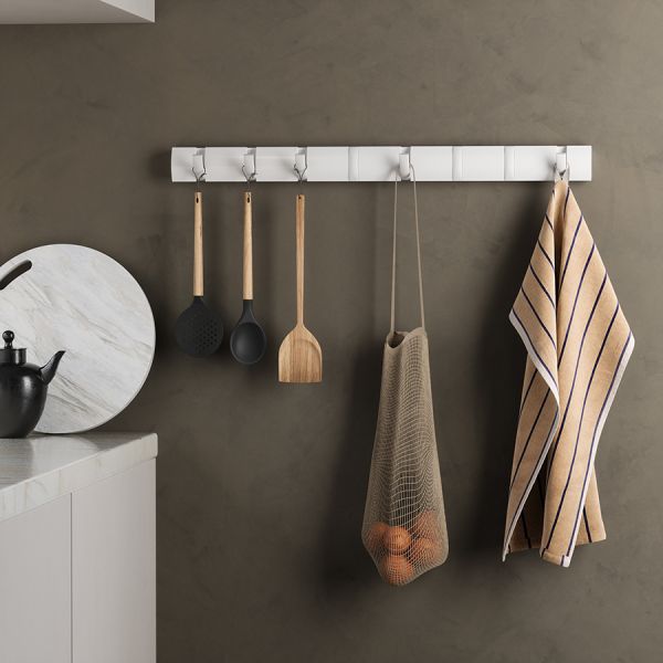 Вешалка настенная flip, 81 см, 8 крючков, белая Umbra