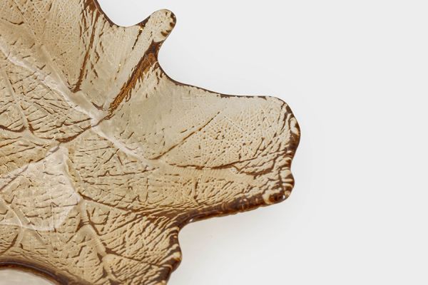 Блюдо 22х23 см, стекло, янтарное, Кленовый лист, Autumn forest ANNA LAFARG
