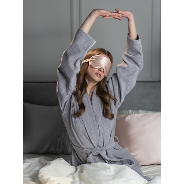 Халат махровый из чесаного хлопка серого цвета из коллекции essential, размер m Tkano