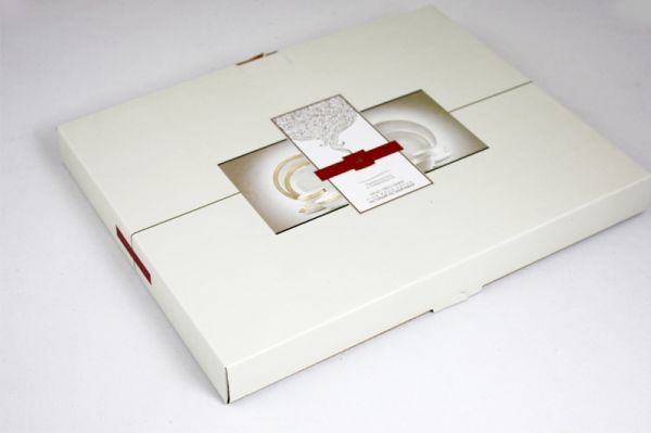 Блюдо для торта 27.5 см с лопаткой (желтое золото), костяной фарфор, АККУ