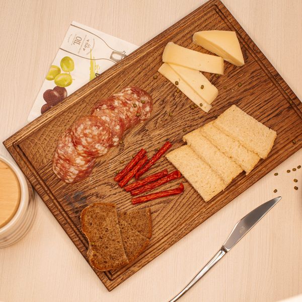 Доска разделочная прямоугольная 33х23 см дуб, темно-коричневый Uneca