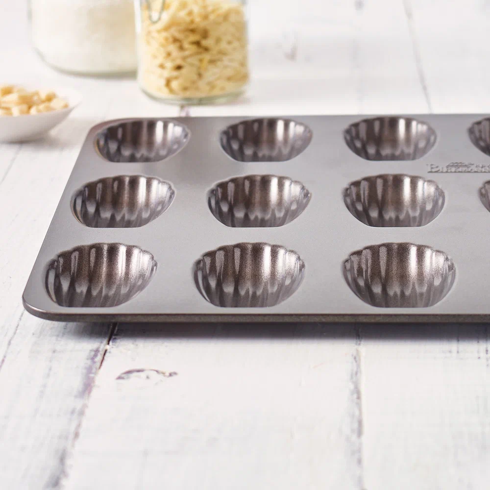 Форма-противень для 18 кексов Мадлен     (16)     881525